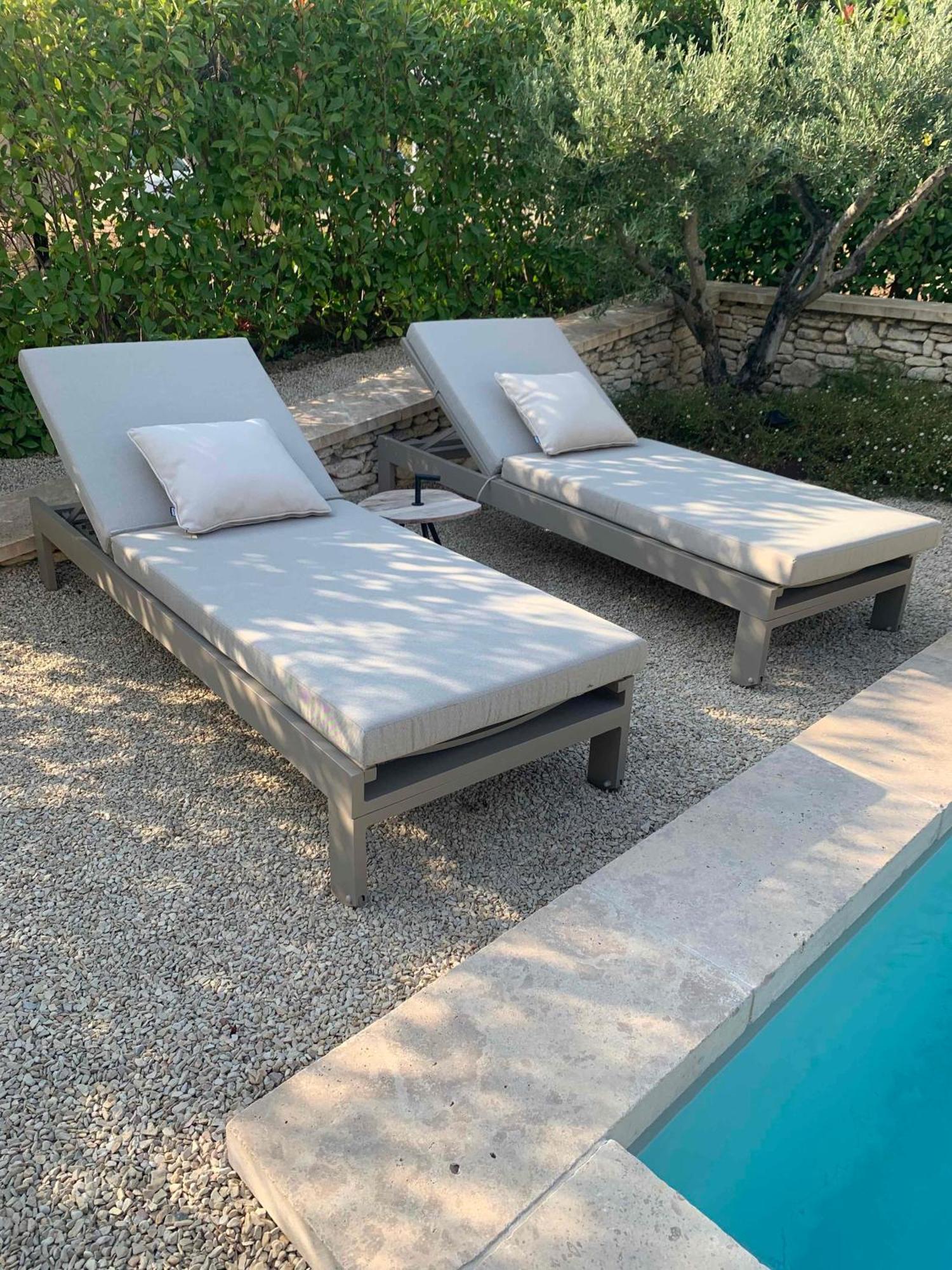 Villa Le Cabanon De Livia Avec Piscine Privee Cucuron Exterior foto